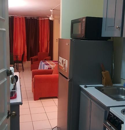 Comfortable Suite 1 Kingston Luaran gambar